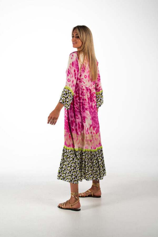 Kleid S48-314 - Roséfarbener Leoporint - Kleid - Yippie Hippie